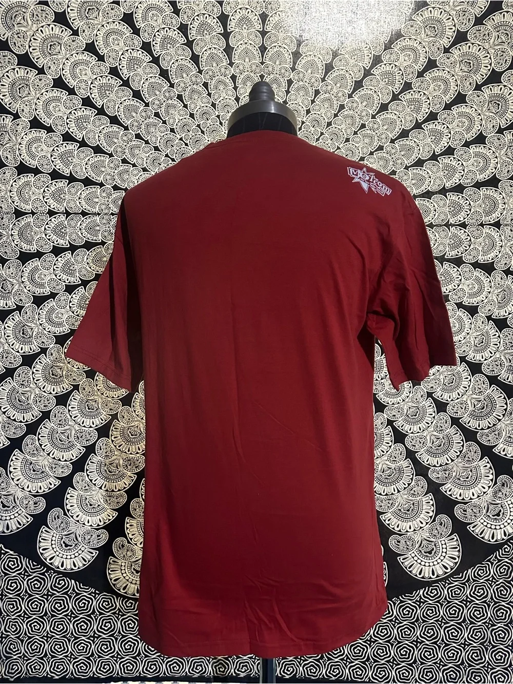 Volcom Men’s Maroon Graphic Tee with White Print - Picture 3 of 6